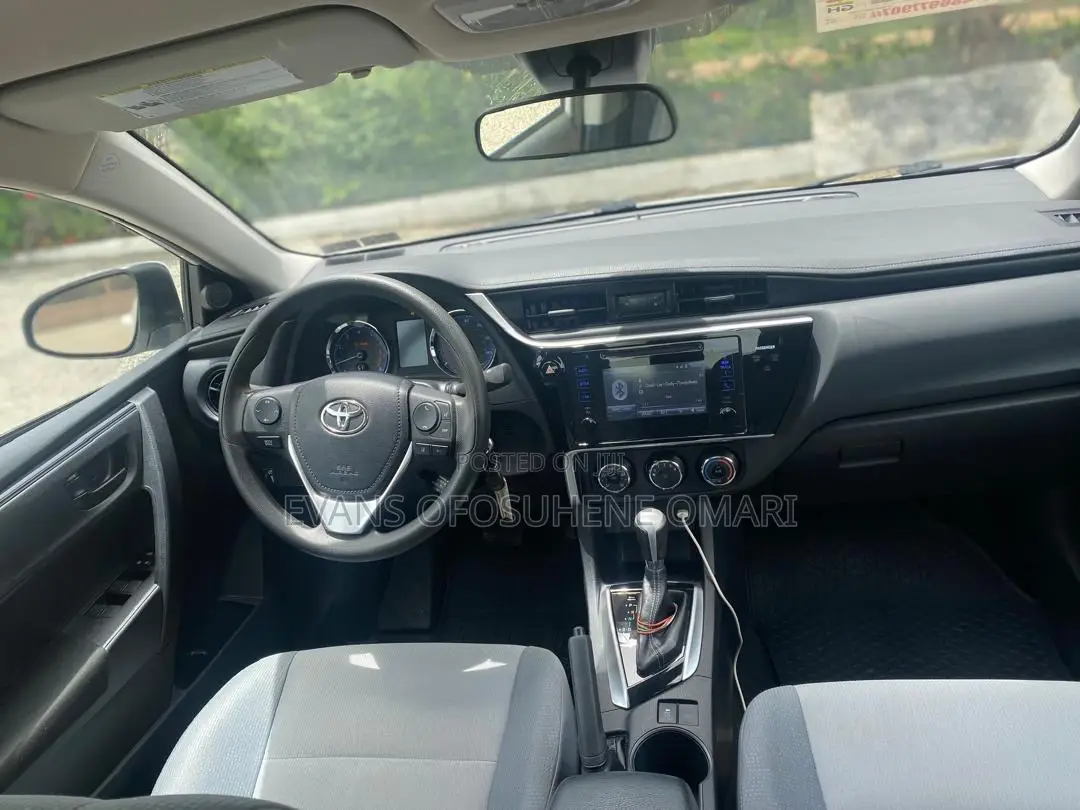 Toyota Corolla 2017 White