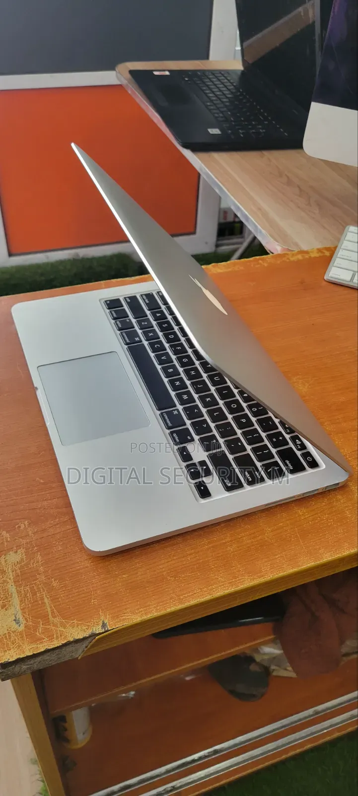 Laptop Apple MacBook 2012 8GB Intel Core i7 SSD 256GB