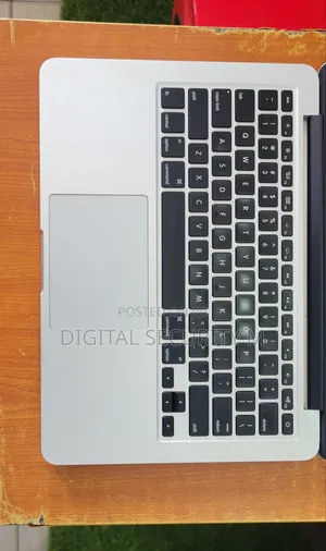 Laptop Apple MacBook 2012 8GB Intel Core i7 SSD 256GB