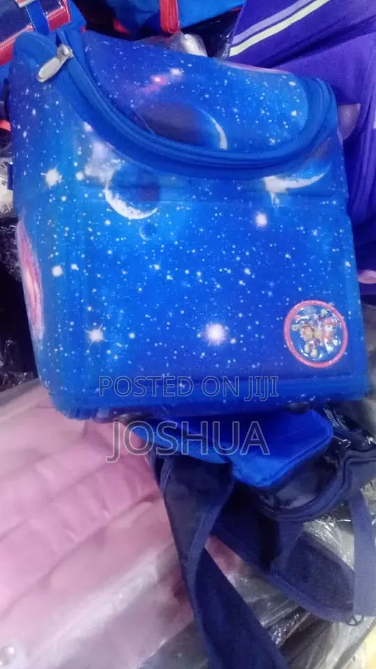 Kids’ Galaxy Superhero Insulated Lunch Bags – Durable Stylish