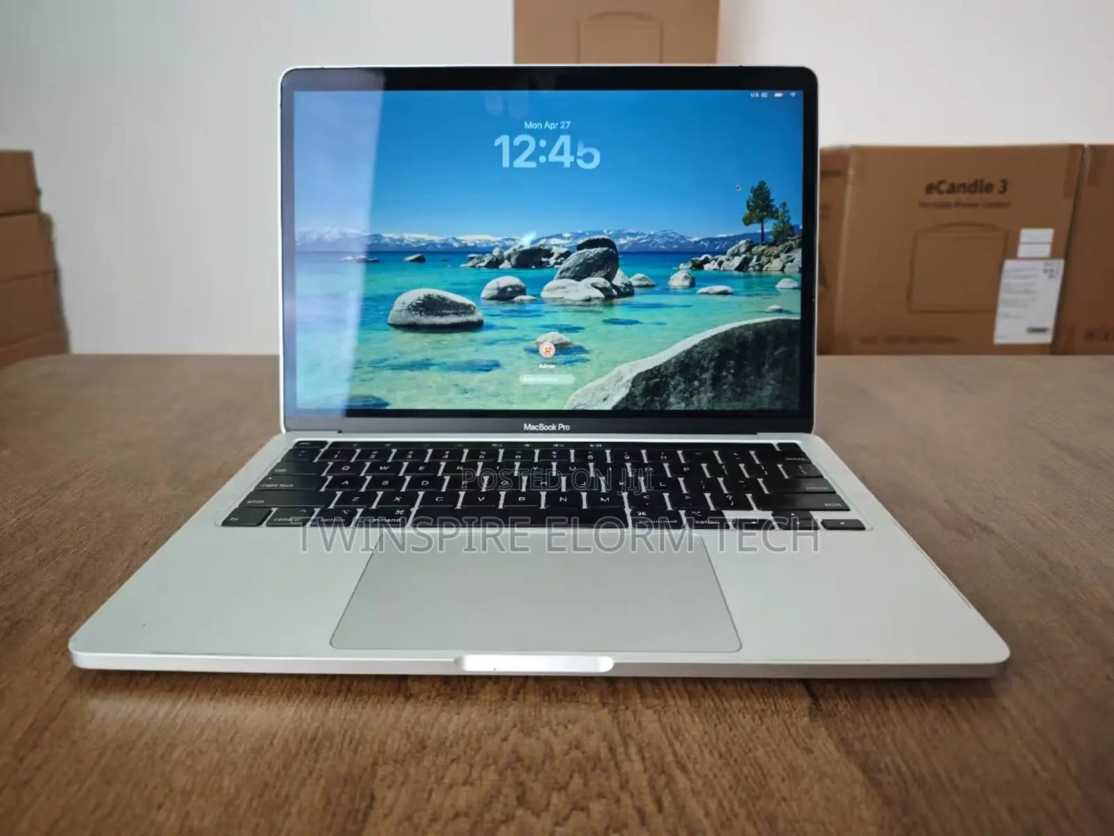 Laptop Apple MacBook Pro 2020 32GB Intel Core i7 SSD 512GB