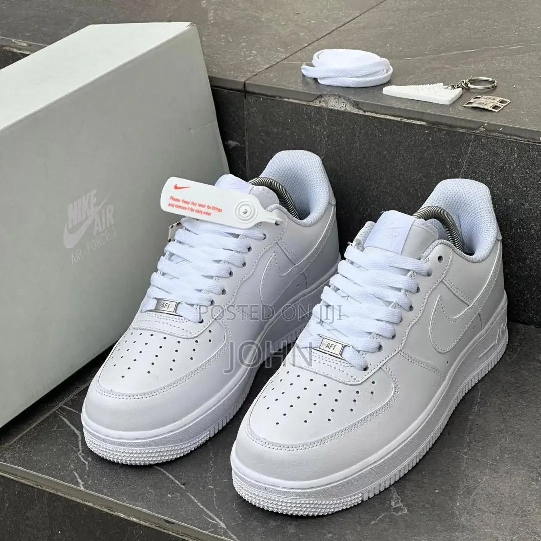 Nike Air Force 1