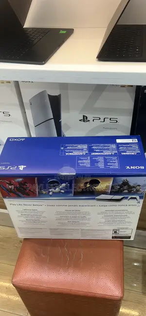 Ps5 Slim Standard (Dics Version )