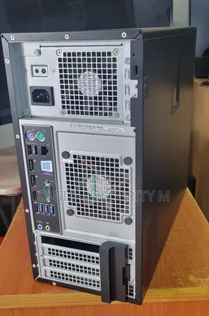 Desktop Computer Dell Precision 3000 1GB Intel Core i7 HDD 1T