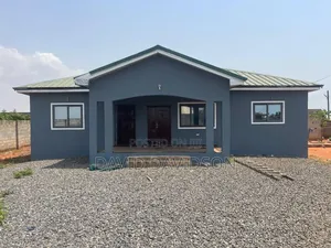 4bdrm House in 4 Bedroom House, Tema Metropolitan for sale