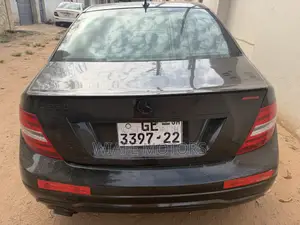 Mercedes-Benz C250 2013 Black