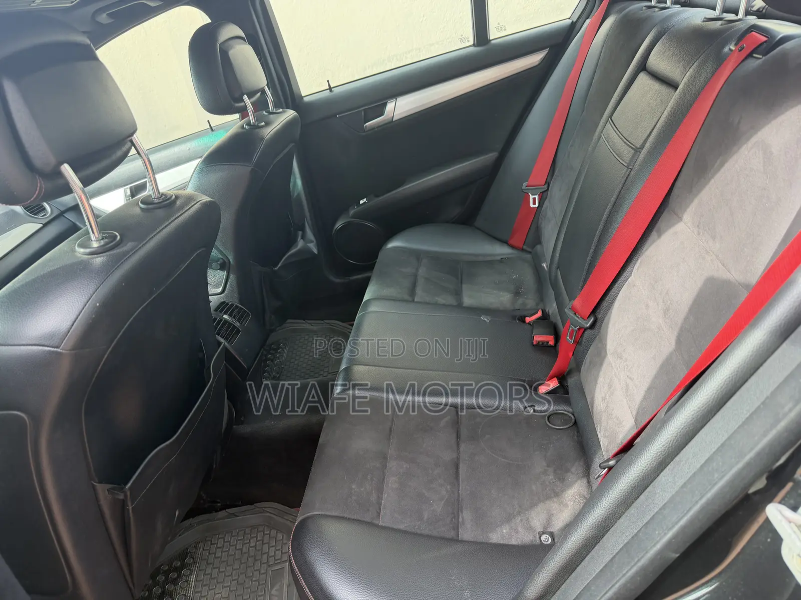Mercedes-Benz C250 2013 Black