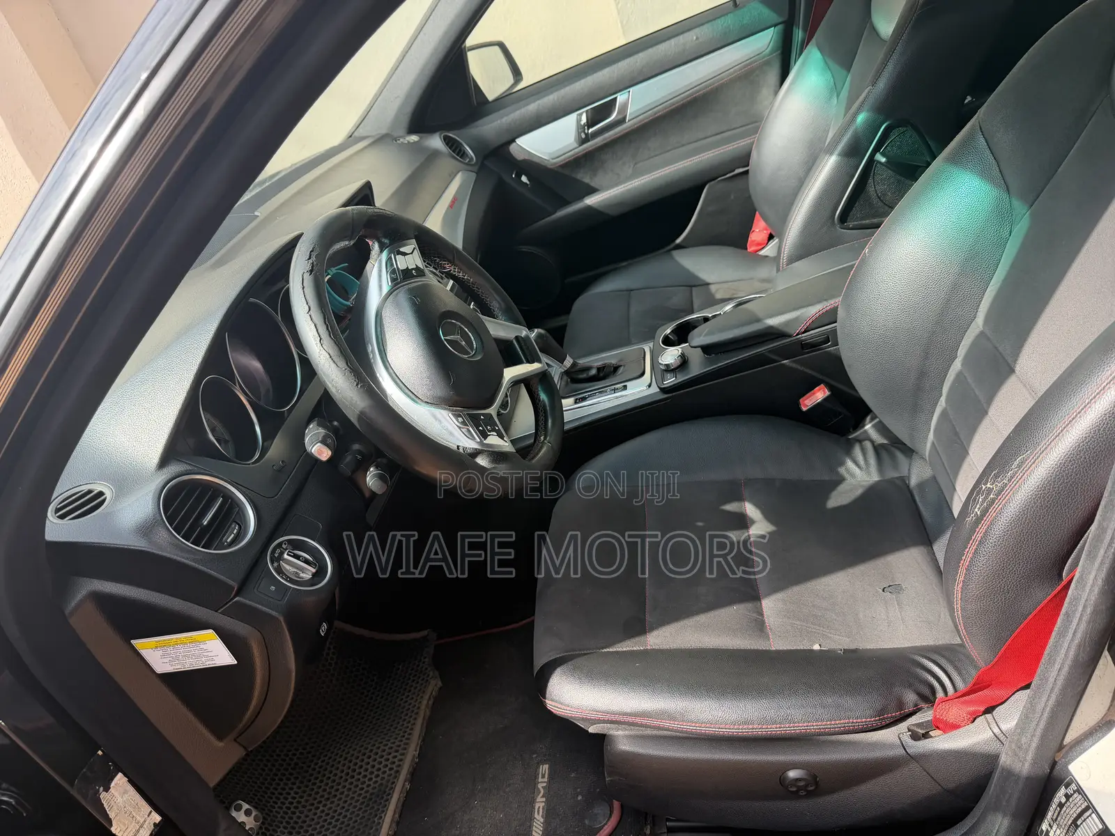 Mercedes-Benz C250 2013 Black