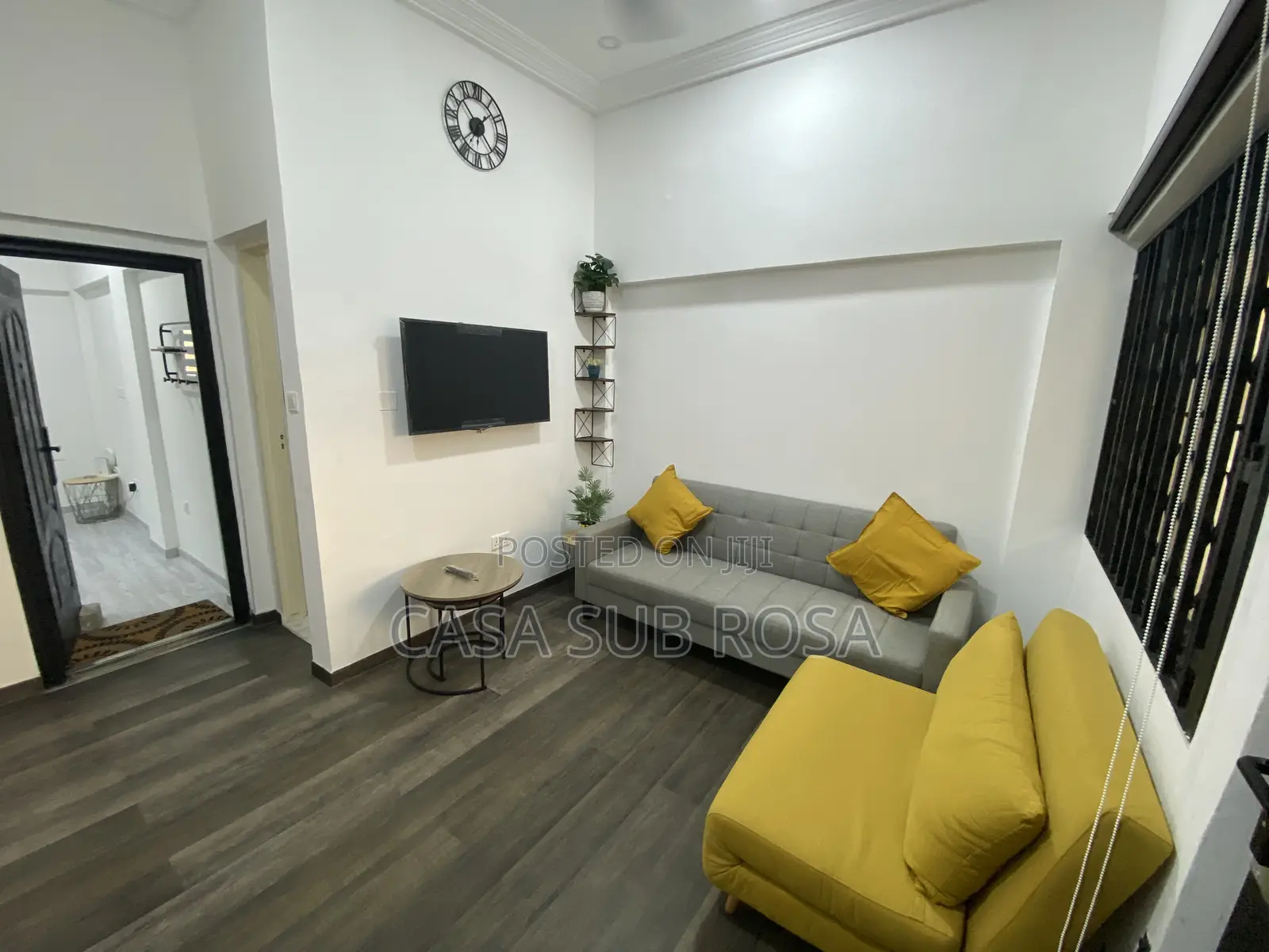 1 Bed Modern Private Apt., C26 Tema, Short Stays Weekend Getaways