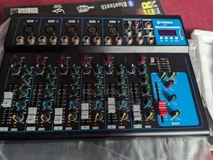 Professional Yamaha Mixer Board