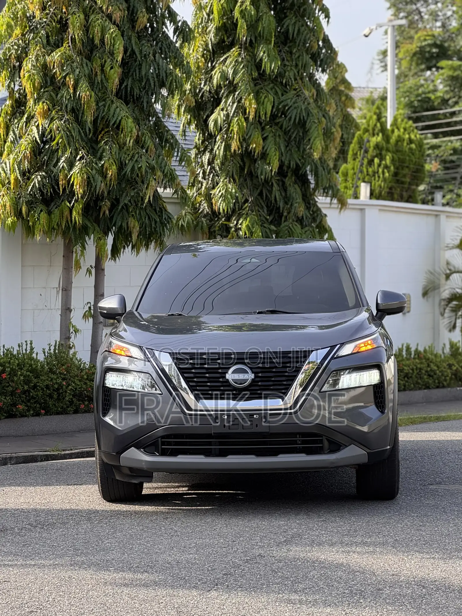 Nissan Rogue SV 2022 Gray