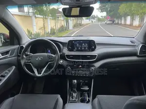 Hyundai Tucson Limited 2021 Red