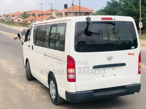 Toyota HiAce SV Premium 2013 White