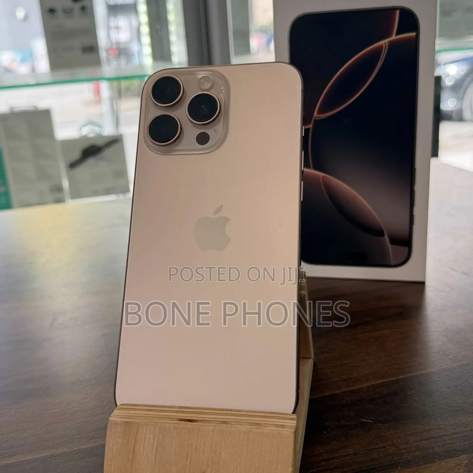 Apple iPhone 16 Pro Max 256 GB Gold