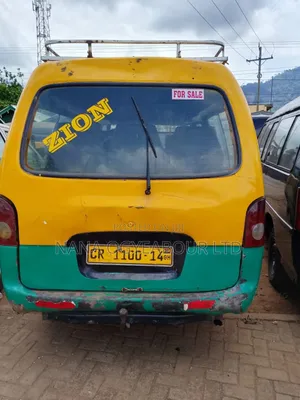 Hyundai H-100 2003 Yellow