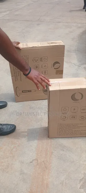 18" Rechargeable Fan With Solar Panel