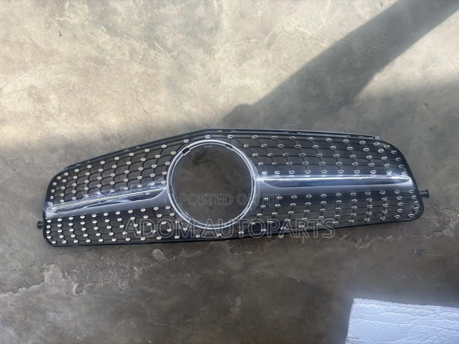 Mercedes Benz C250 W204 Bumper Grill Shell