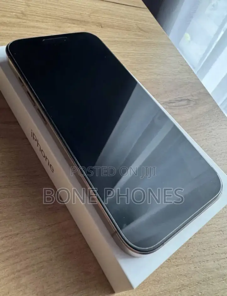 Apple iPhone 16 Pro Max 512 GB Gold