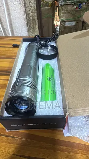 Rechargeable High-power Led Flashlight
