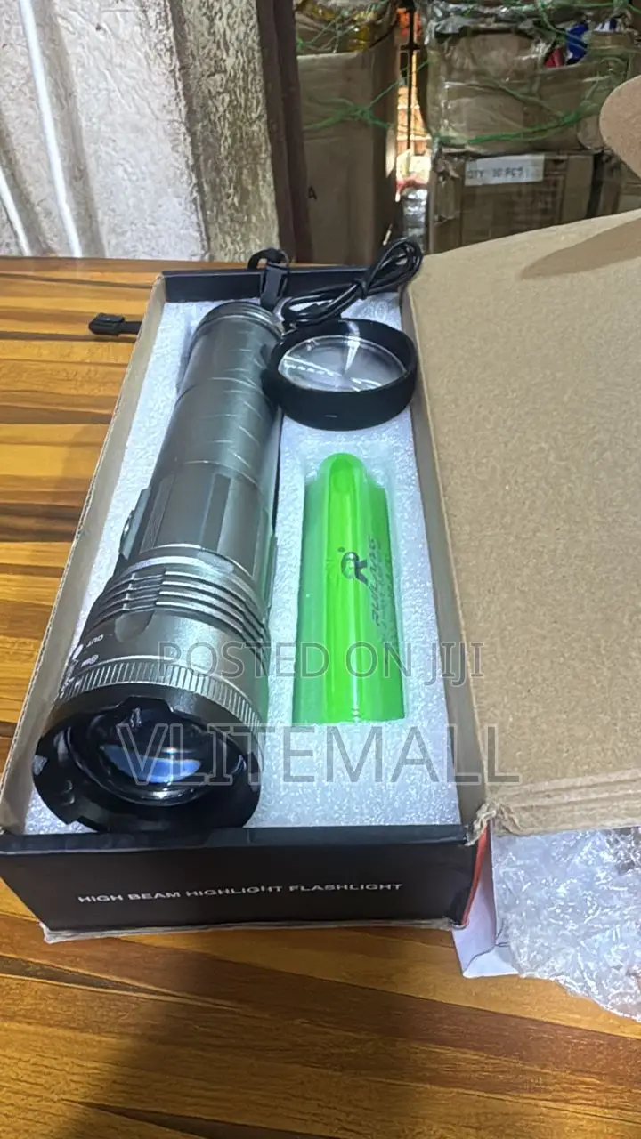 Rechargeable High-power Led Flashlight