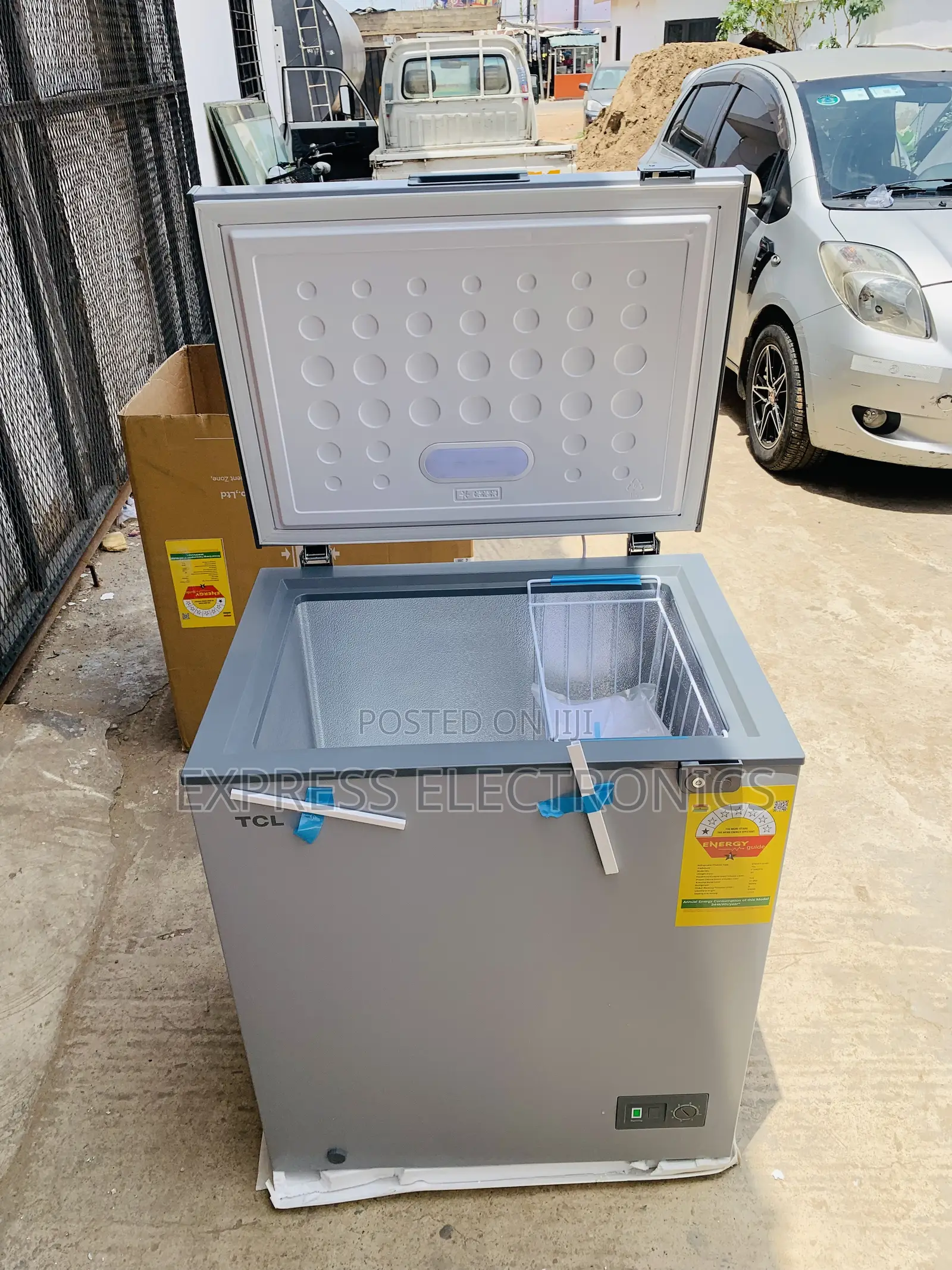 Ultra Modern Chest Freezer Single Door 145l TCL