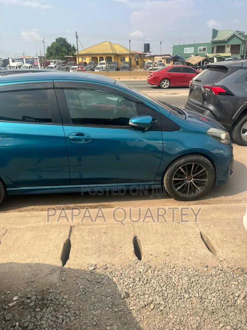Toyota Vitz 2015 Blue