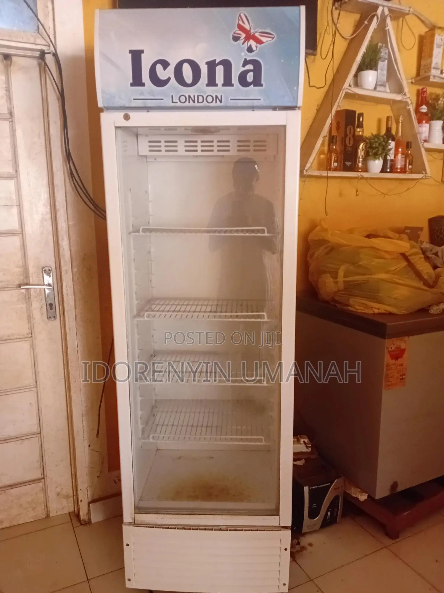 Icona Transpareny Display Fridge