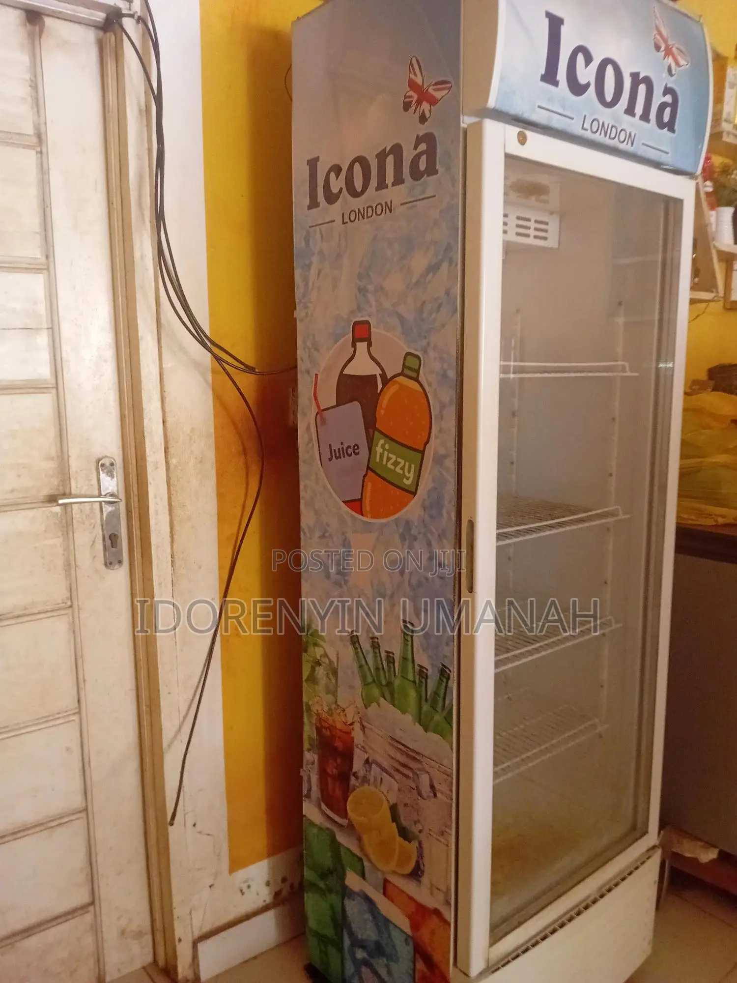Icona Transpareny Display Fridge