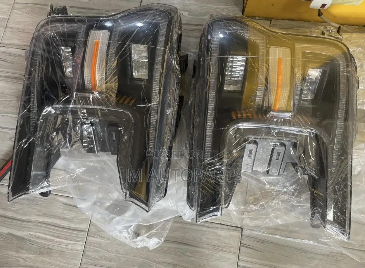 Ford F150 2018 Headlight Set