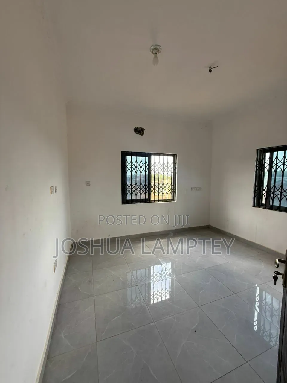 2bdrm Apartment in Ablekuma Curve, Fan Milk for rent
