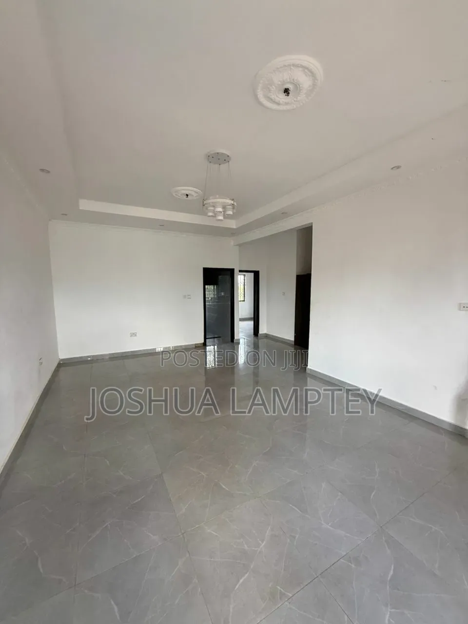 2bdrm Apartment in Ablekuma Curve, Fan Milk for rent