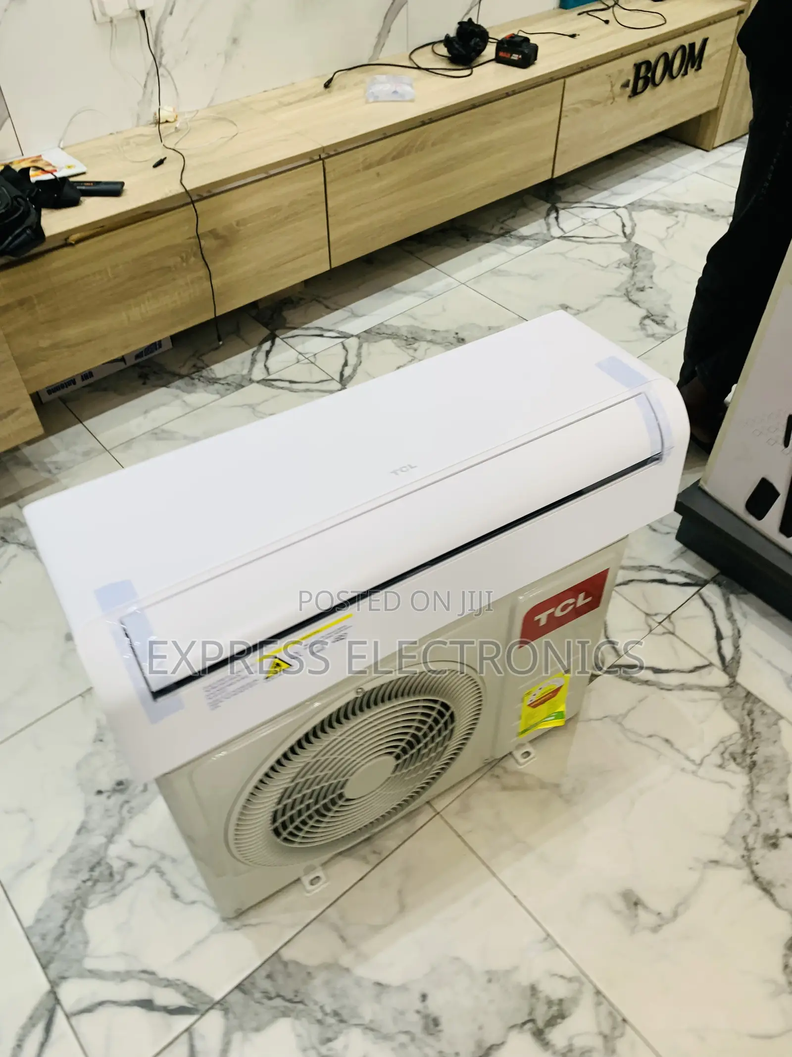 Newly Sealed in Box TCL 2hp Split Inverter