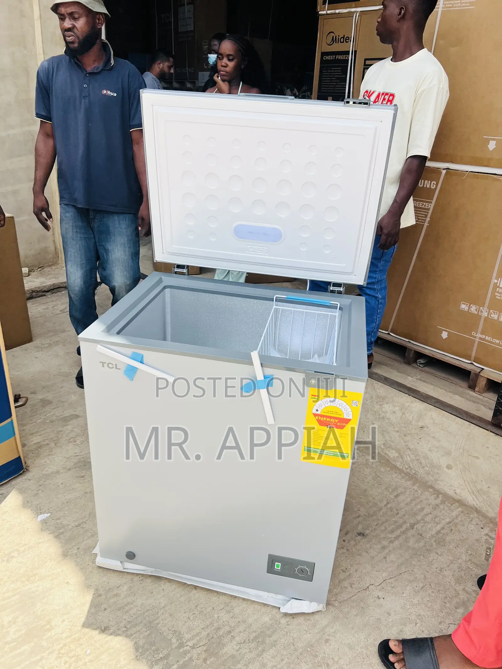 Extremely Cooling TCL F188cfsl Single Door Electric Chest Freezer.