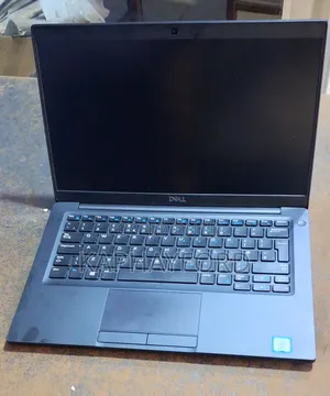 Laptop Dell Latitude 7390 8GB Intel Core i5 SSD 750GB