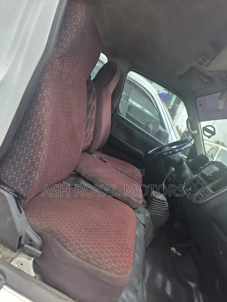Nissan Caravan (Urvan) 2012 White
