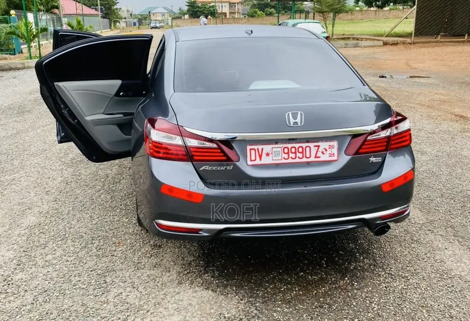 Honda Accord EX-L 4dr Sedan FWD (2.4L 4cyl 2A) 2016 Gray