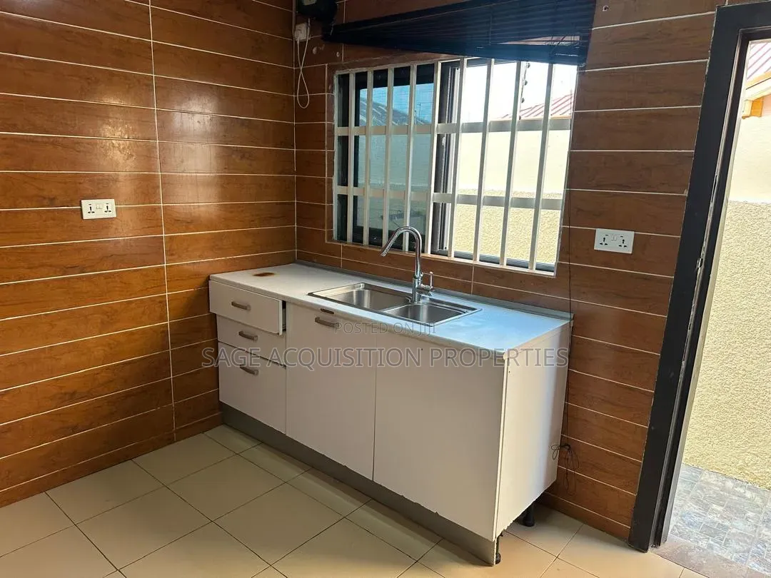 4bdrm House in Malejor for rent