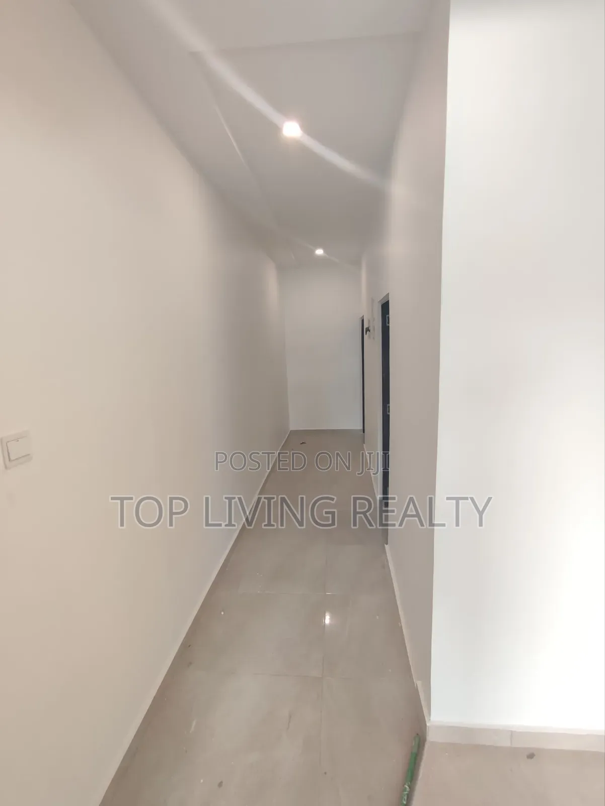 2bdrm Apartment in Nanakrom, Nmai-Dzorn for sale