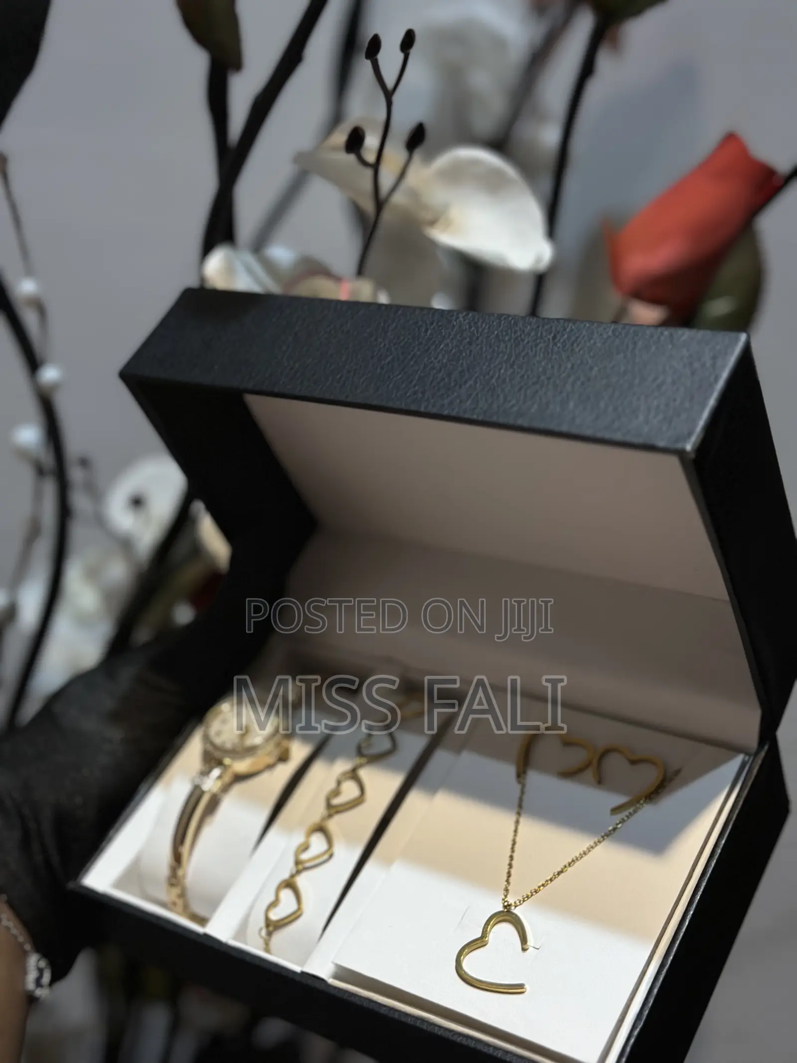 Golden Love Gift Set.