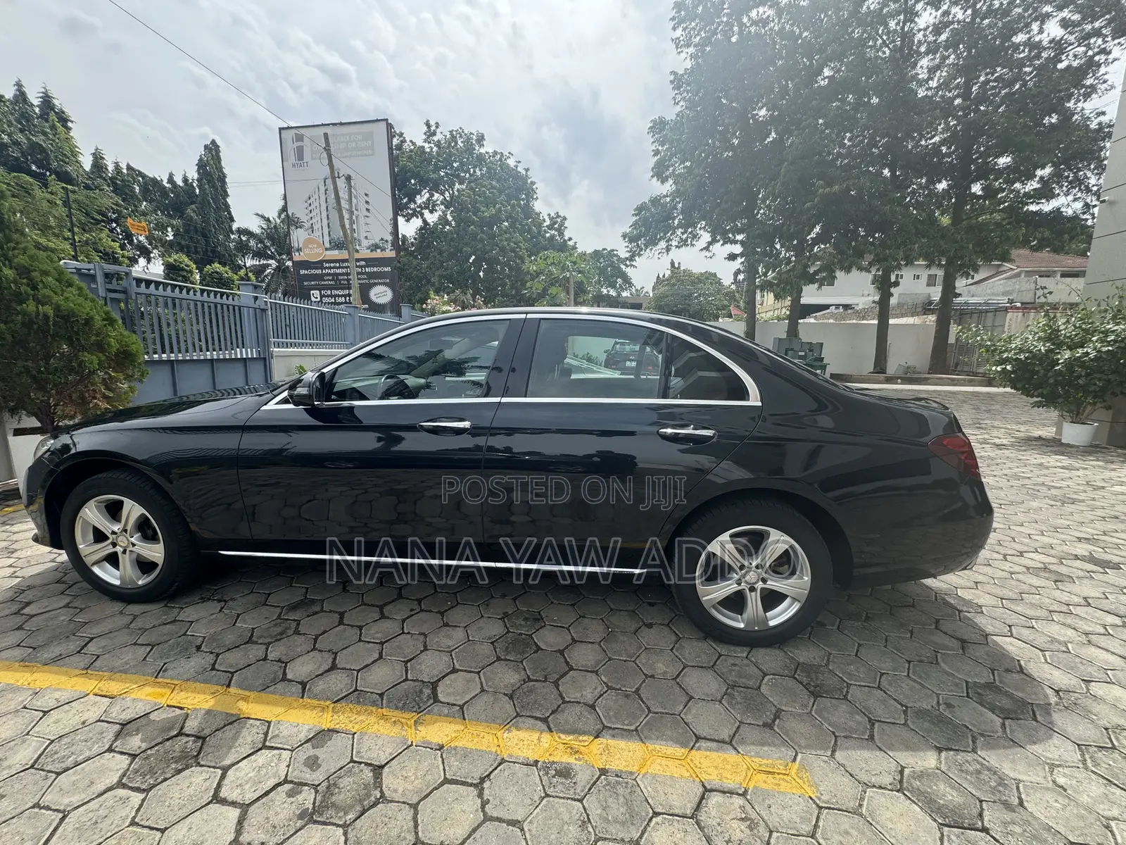 Mercedes-Benz E200 2017 Black