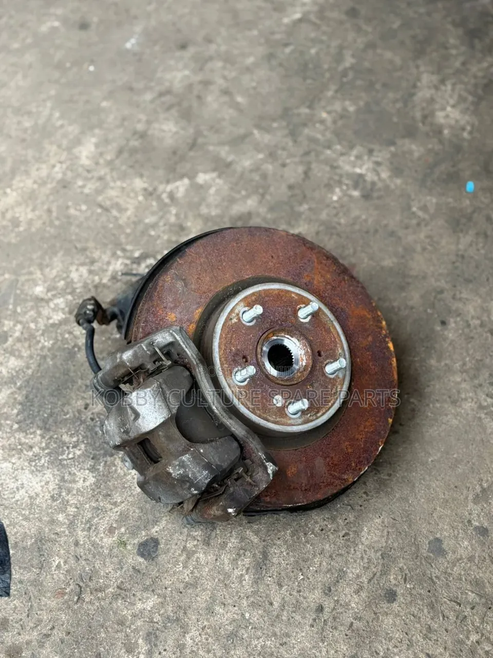 Original Honda CRV 2019-20 Complete Hub Available for All Cars 
