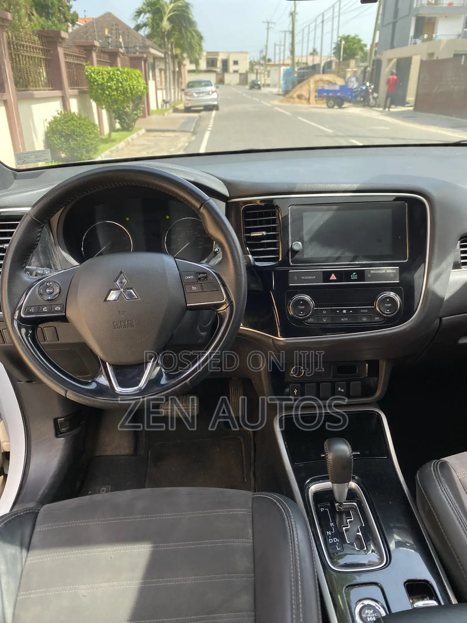 Mitsubishi Outlander SEL AWC 2019 White