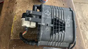 Mercedes Benz W205/C300 Fuel Emission Vapor Charcoal Canister