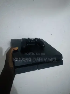 Standard Ps4 Jailbreak With 11 Games for Sale