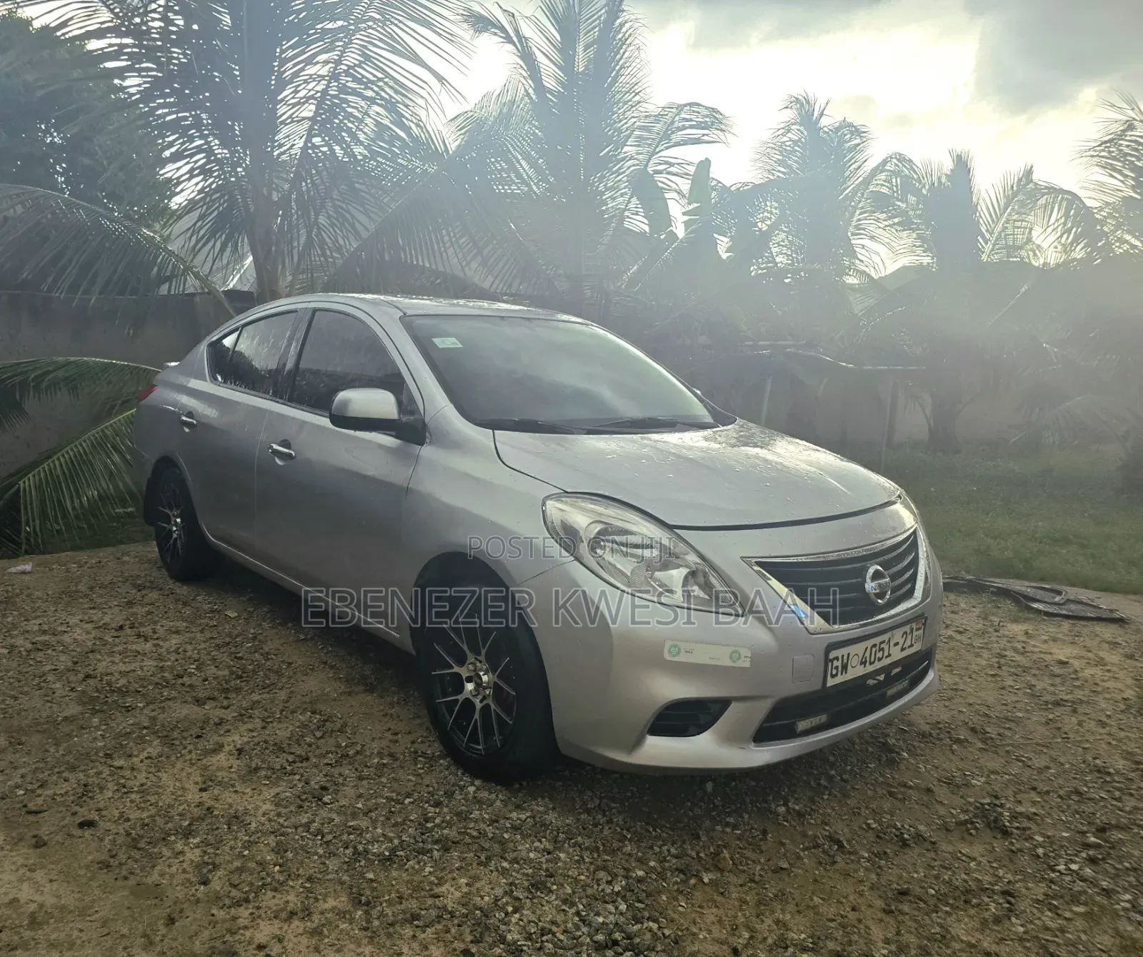 Nissan Versa 2013 Silver