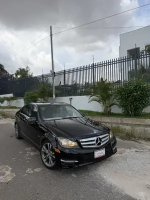 Mercedes-Benz C250 2013 Black