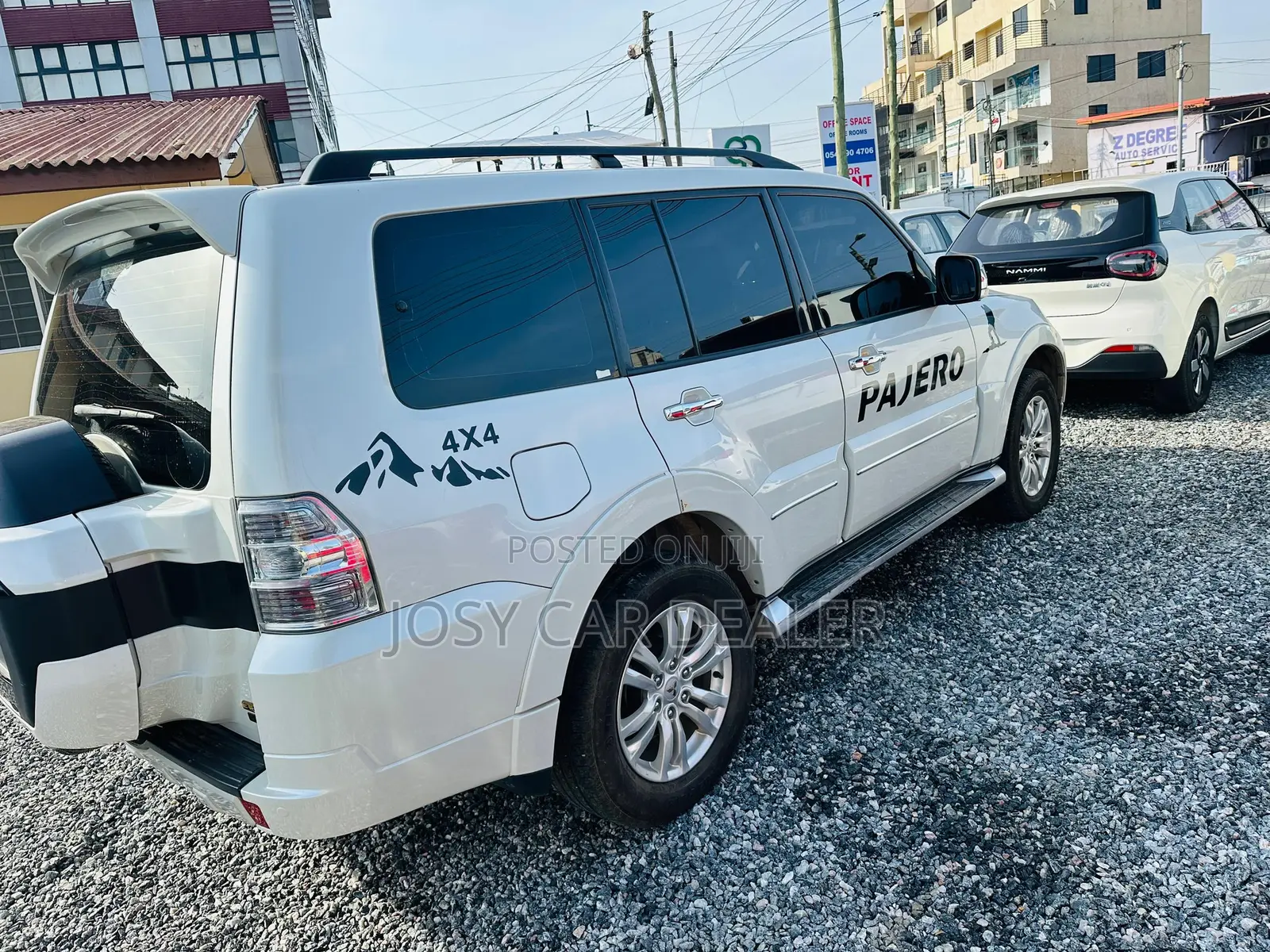 Mitsubishi Pajero V90 3.8 V6 GLS/GLX 2019 White