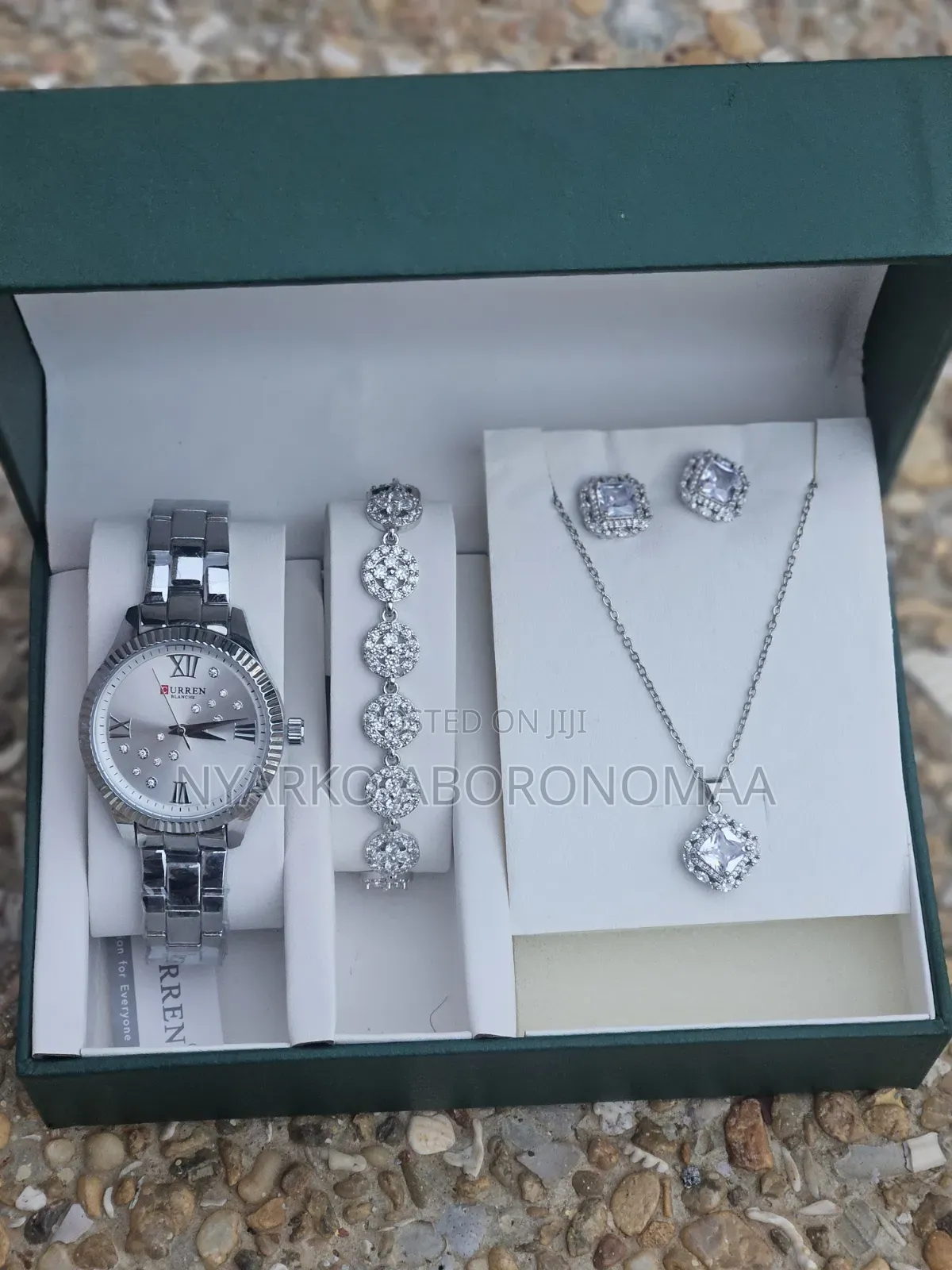 Classy Ladies Watch and Bracelet Jewelry Set