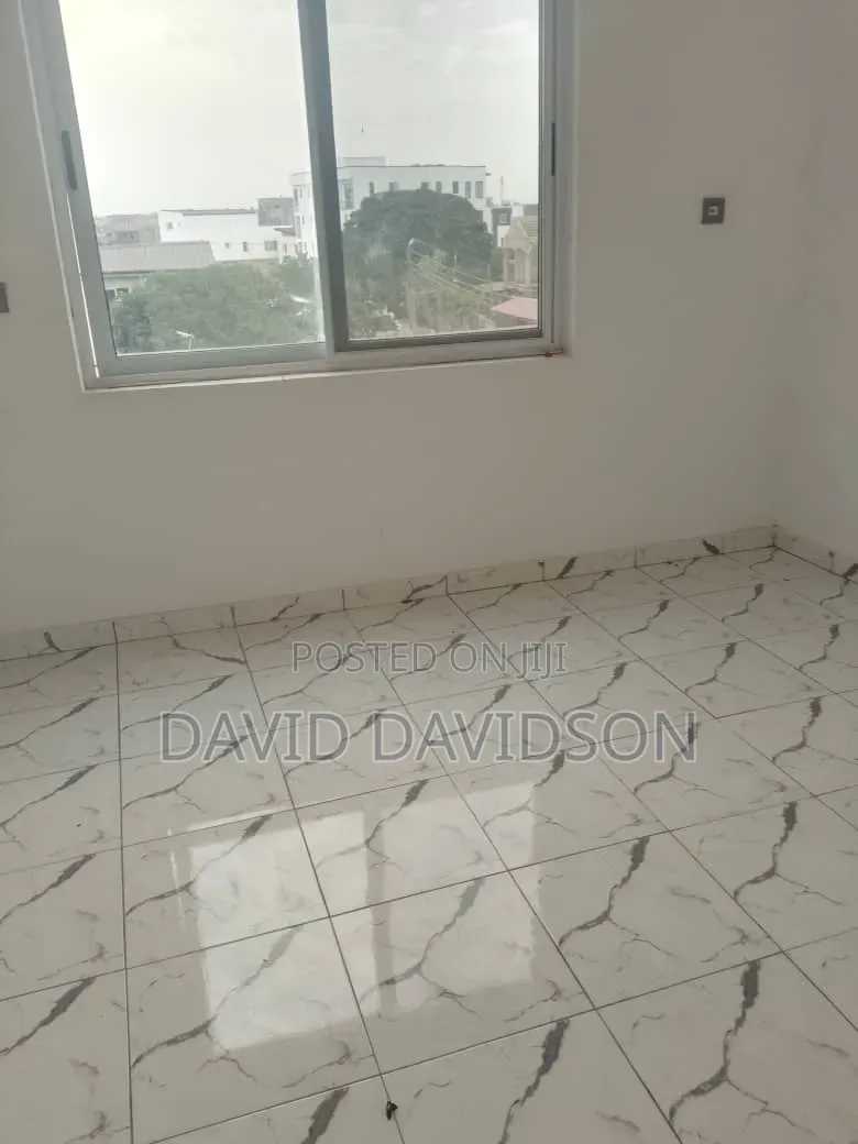 1bdrm Apartment in Chamber And Hall, Tema Metropolitan for rent
