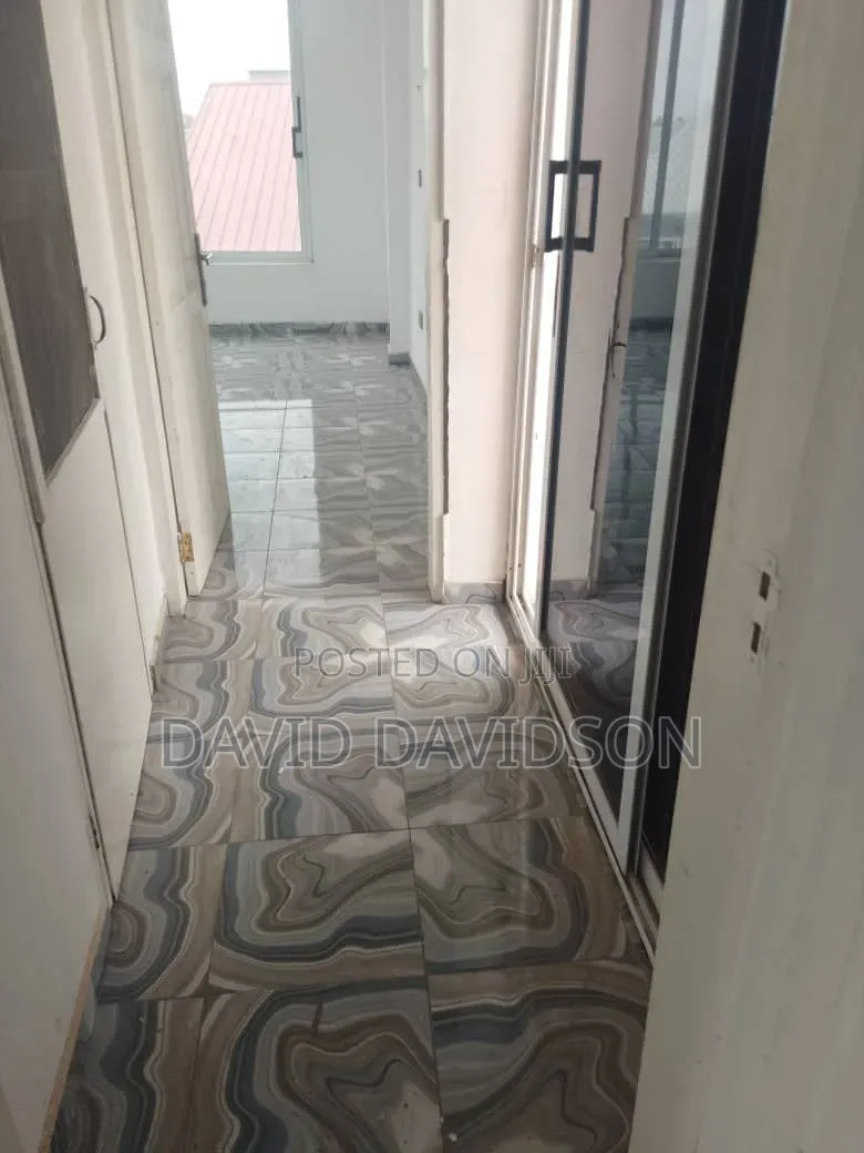 1bdrm Apartment in Chamber And Hall, Tema Metropolitan for rent